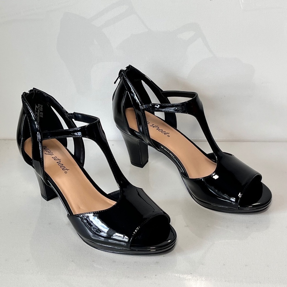 Easy Street Flash Heeled Sandals